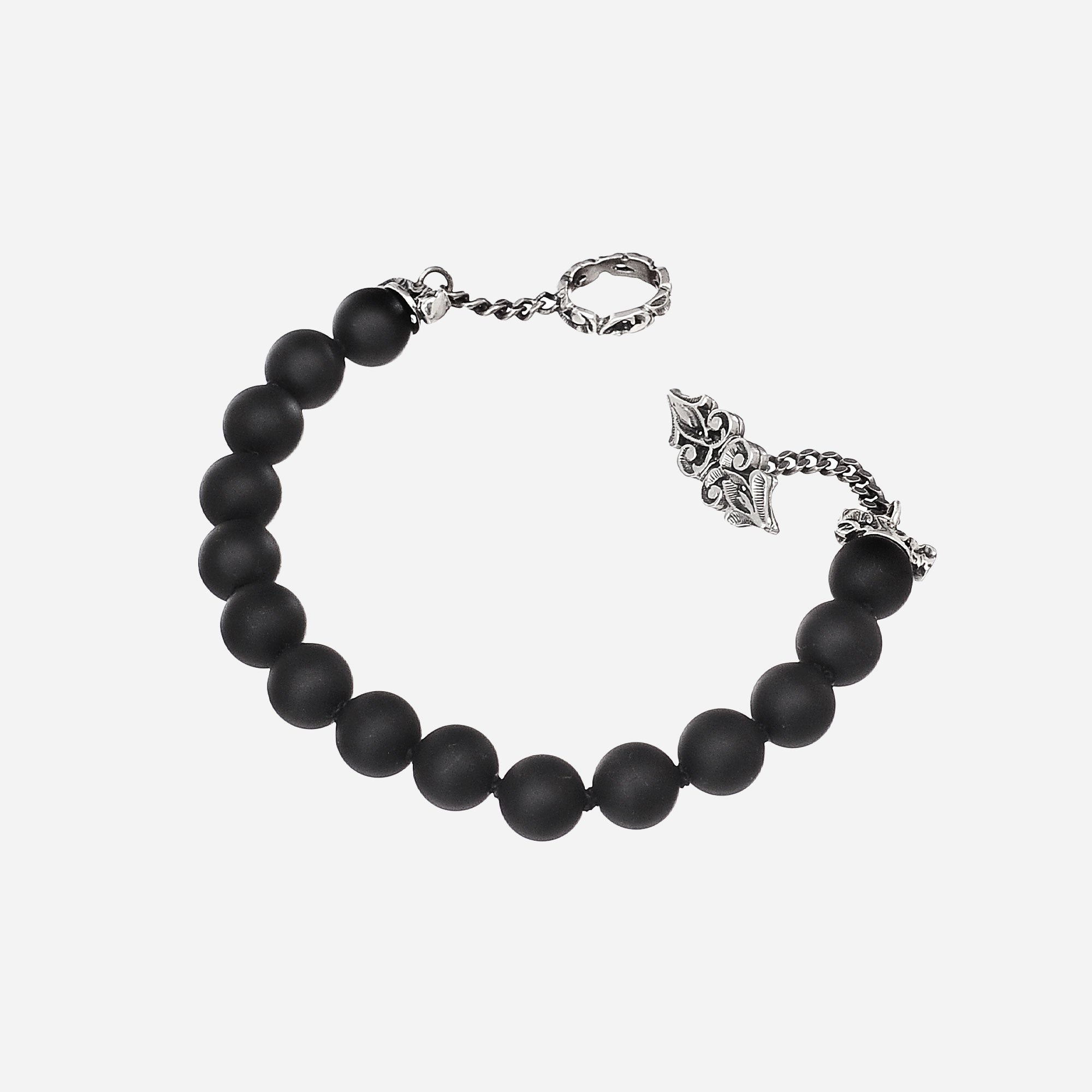 Bracciale Elastico Sardo Con Bottone In Argento Brunito 800‰ E Sfere Di Onice Nero – Gioiello Artigianale