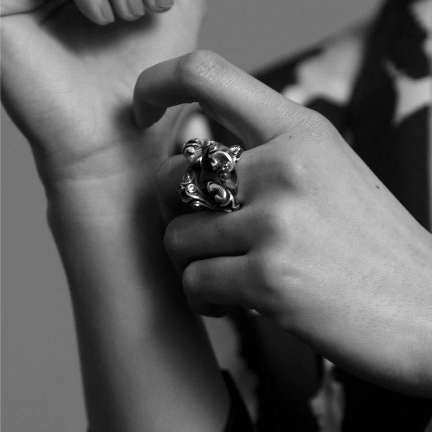 ANELLO GROUMETTE CON DIAMANTI