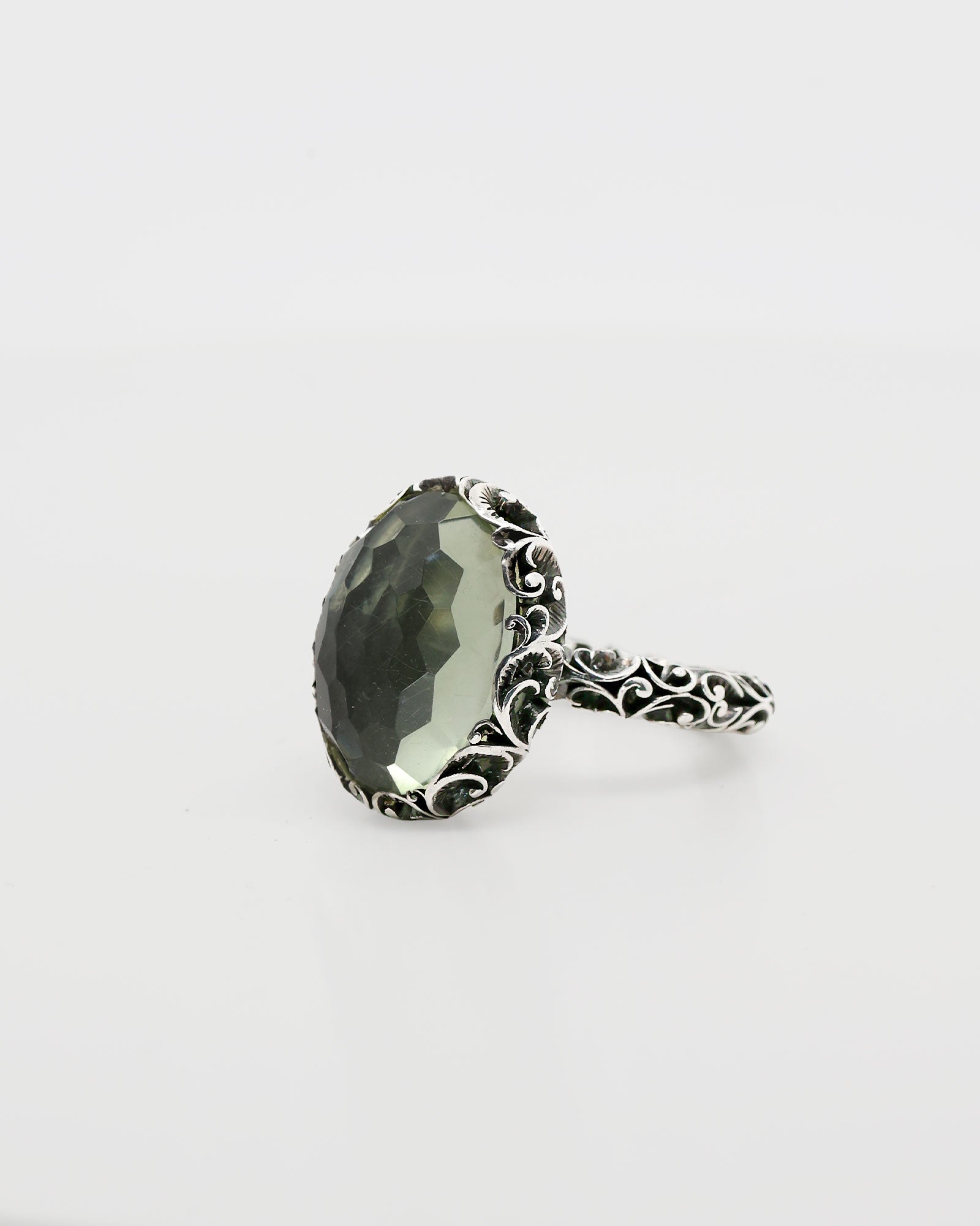 ANELLO CABOCHON OVAL