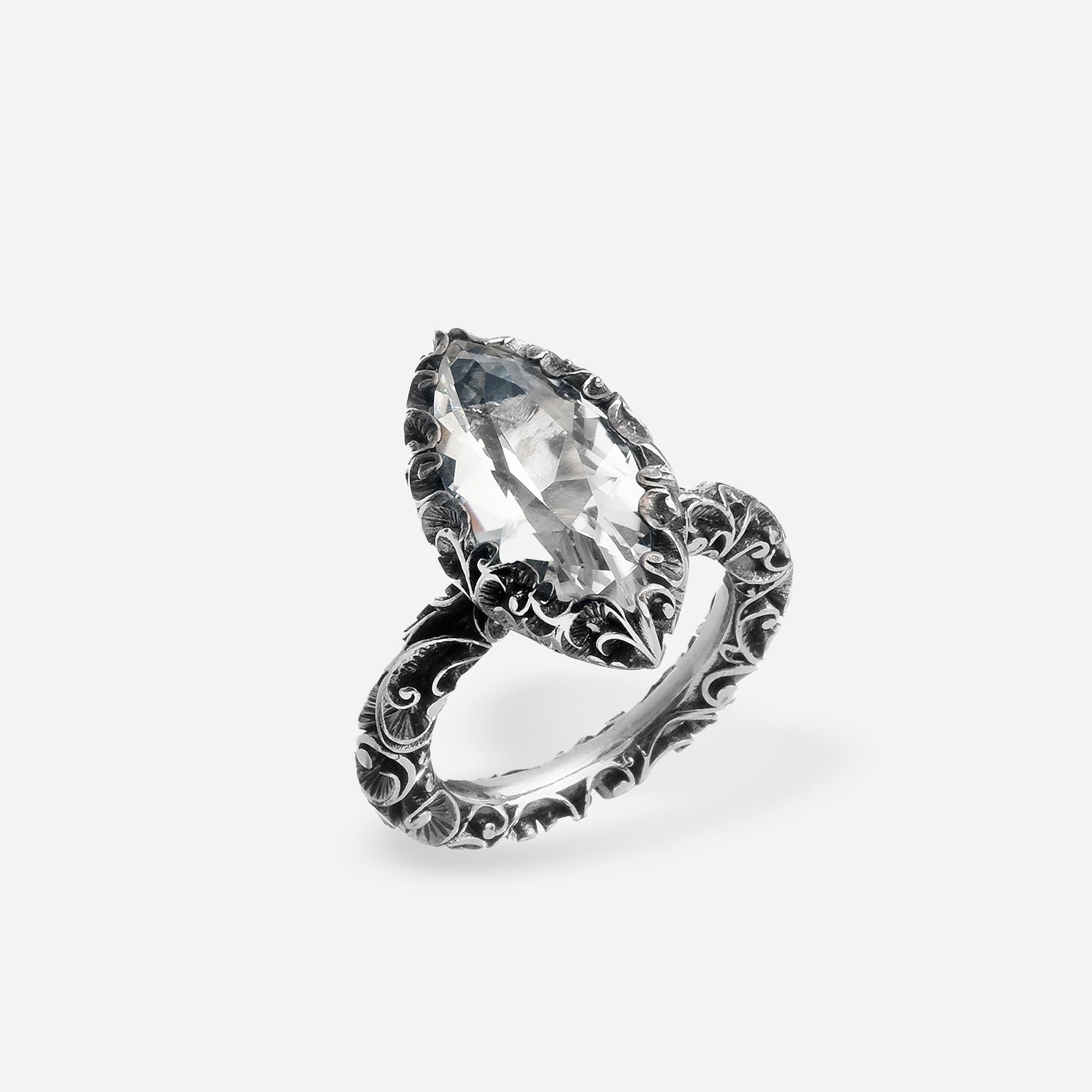 ANELLO SOLITARIO NAVETTE