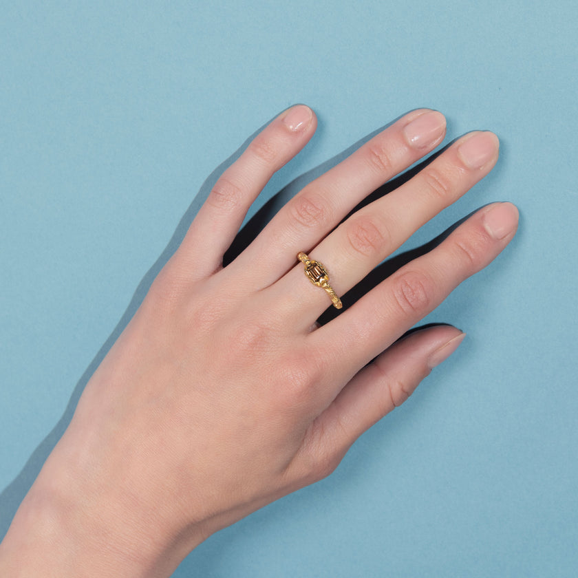 ANELLO PETIT RECTANGLE DORATO