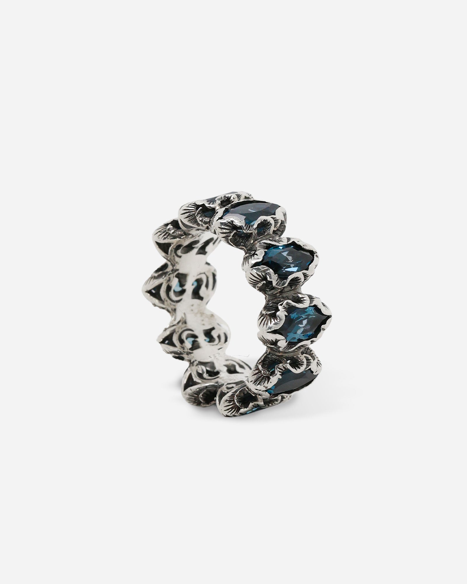 ANELLO ETERNITY NAVETTE