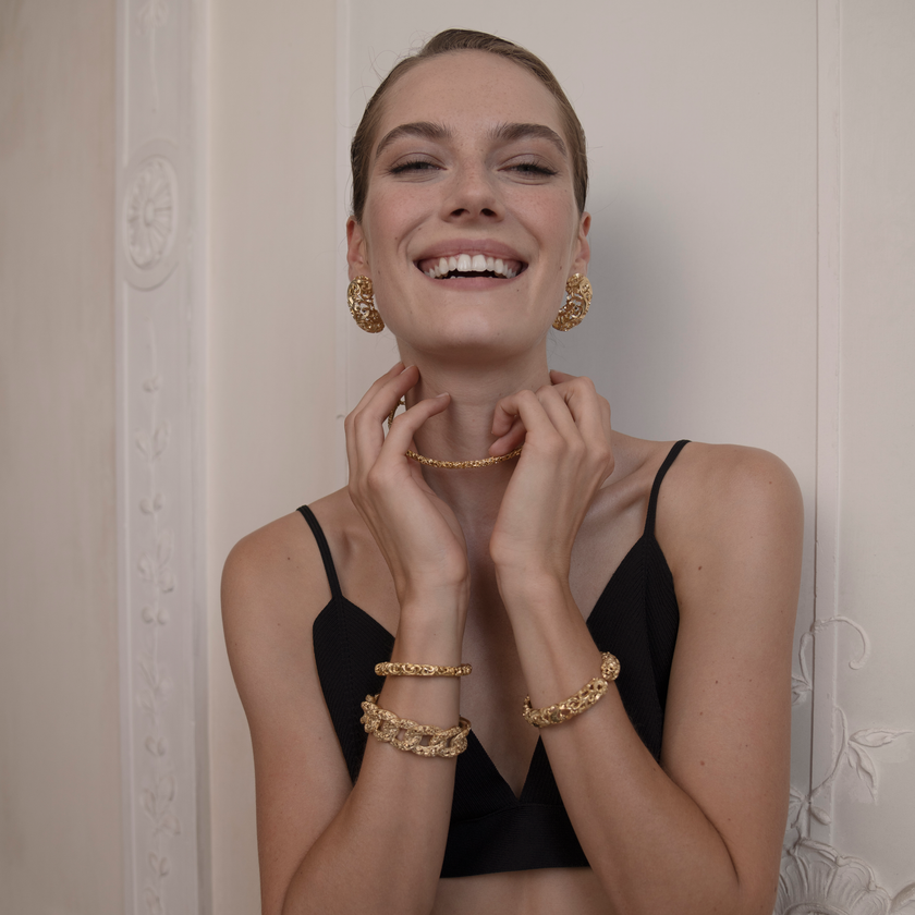 COLLANA CHOKER RIGIDA DORATA