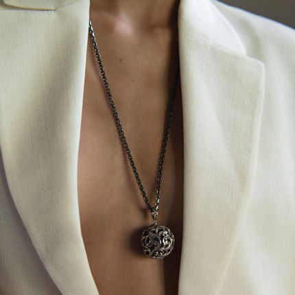 Pomander necklace, large pendant