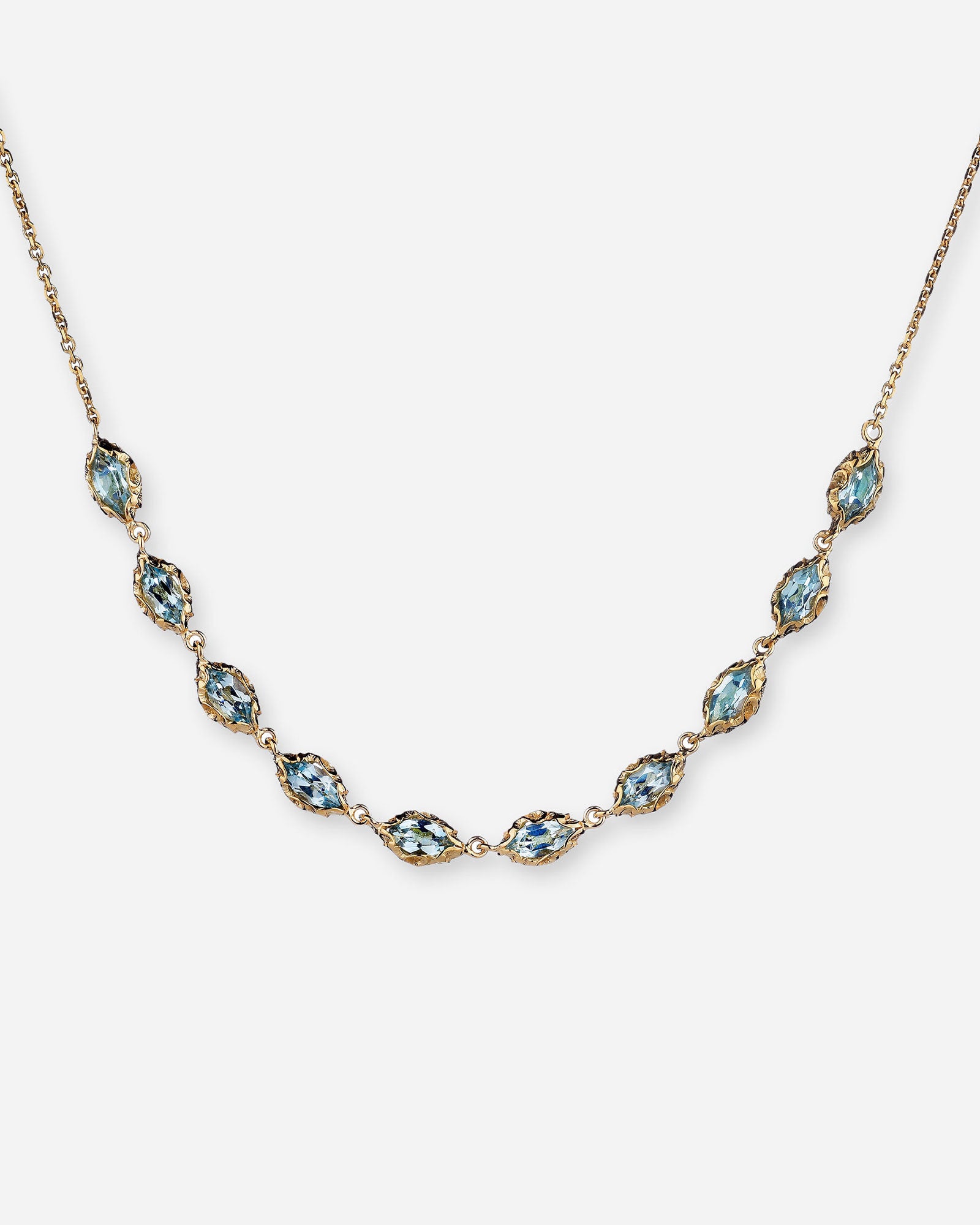 COLLANA PETIT NAVETTE DORATA