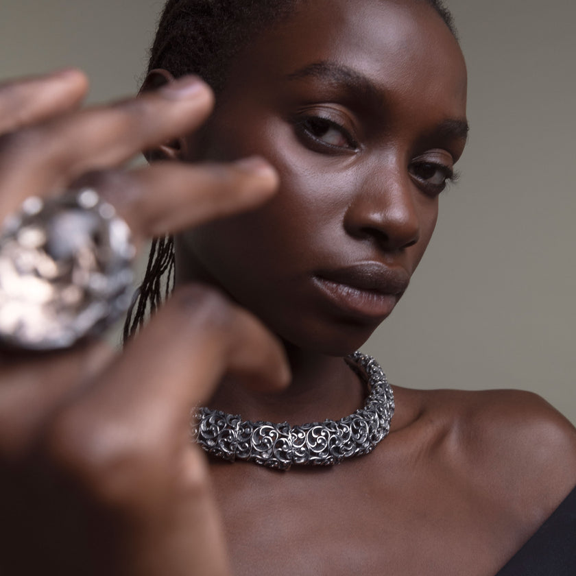 CHOKER BOMBATO IN ARGENTO