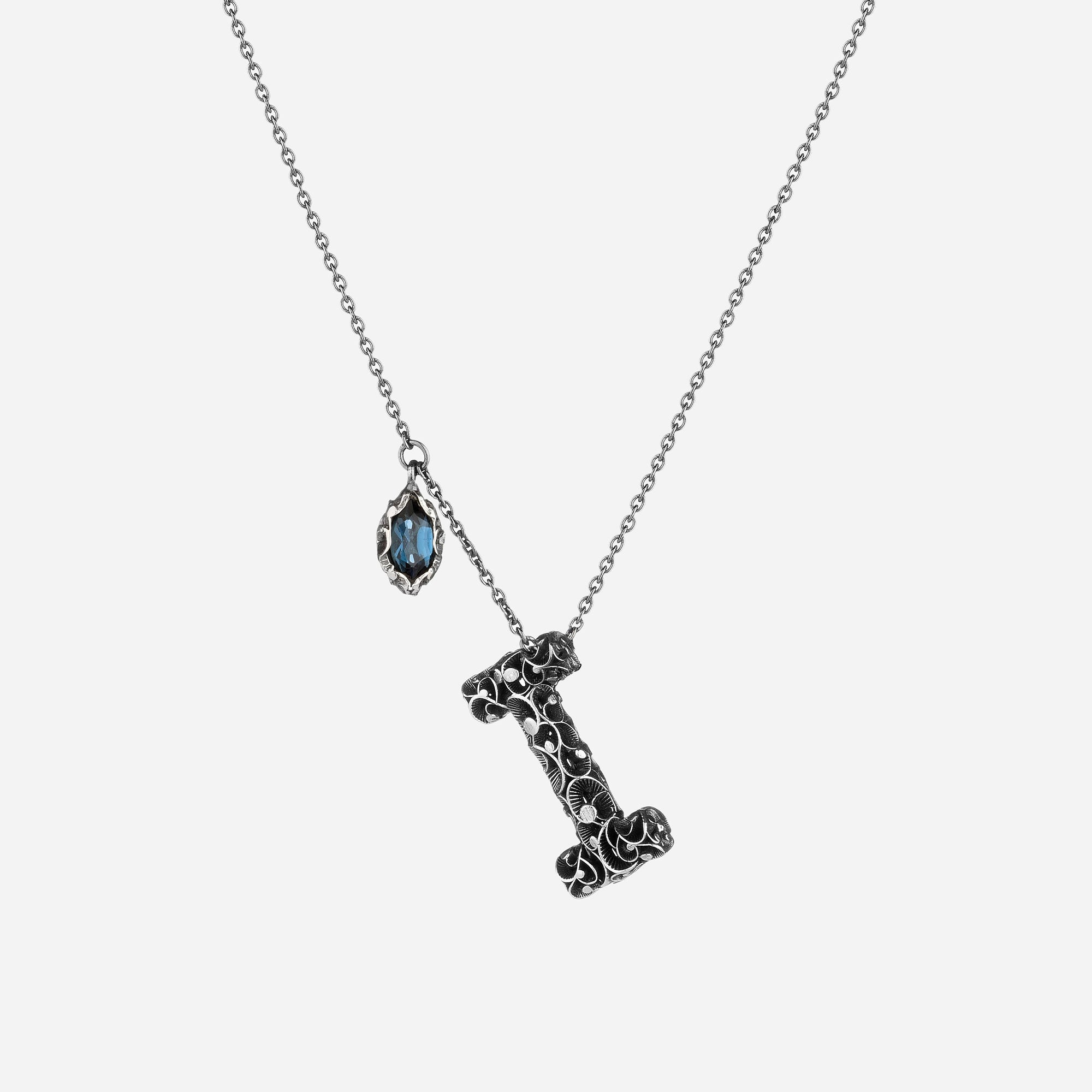 Collana con ciondolo iniziale J in argento sterling Collana con ciondolo iniziale J in argento sterling