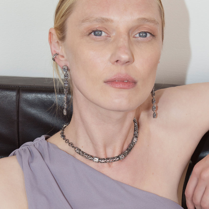 COLLANA CHOKER SEMIRIGIDA