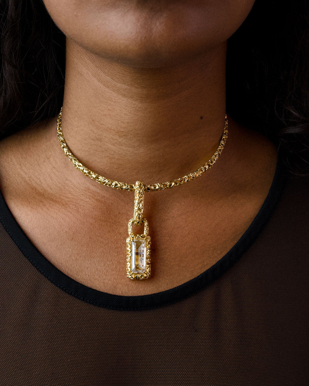 CIONDOLO COLLANA BAGUETTE DORATO