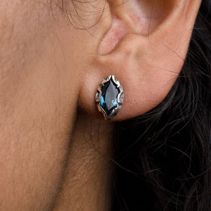 ORECCHINI PETIT NAVETTE