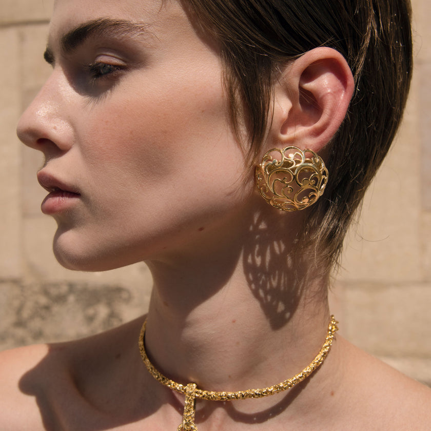 ORECCHINI A BOTTONE SEMISFERA