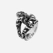Anello chevalier a groumette allungata in argento brunito inciso