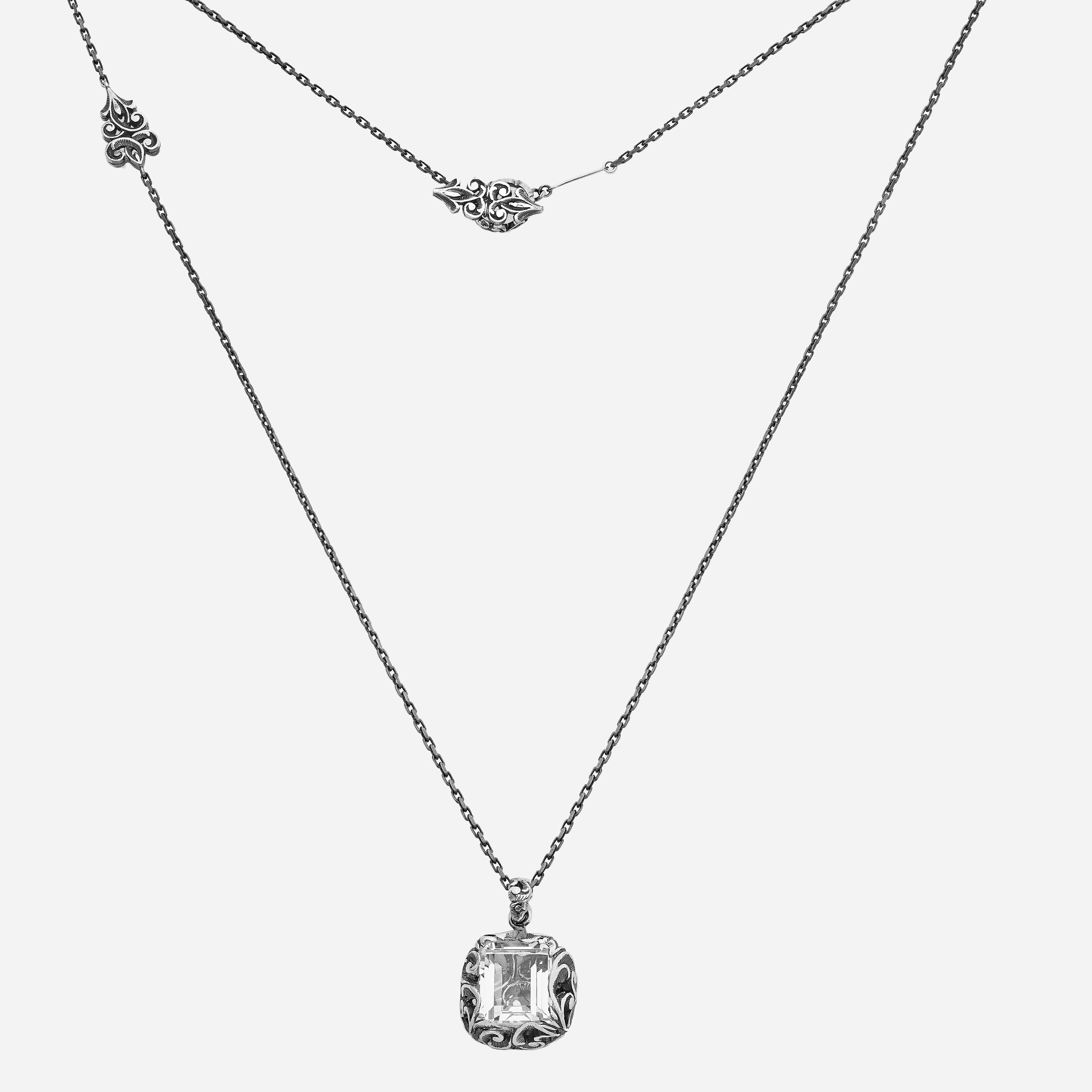 Collana San Marco con pietra piccola e piastra damascata