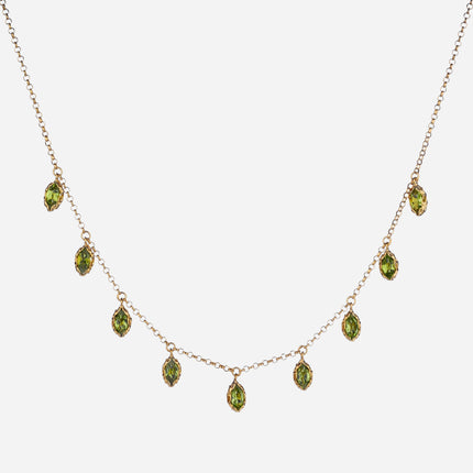 Shri necklace in yellow gold with 9 shuttle cut stones
