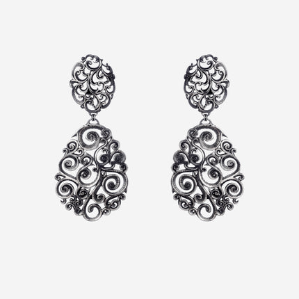 Opera earrings in burnished silver with two inlaid elements
